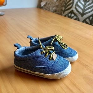 🌴New GAP Baby Chambray Sneakers